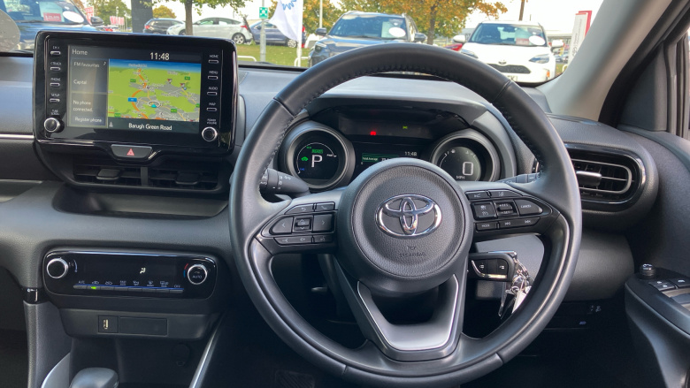 Toyota Yaris 1.5 Hybrid Design 5dr CVT Hybrid Hatchback